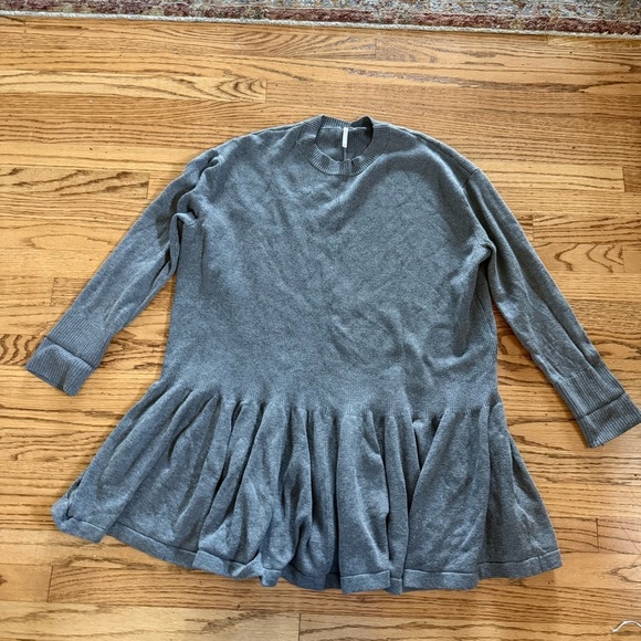 Free People Flounce Hem Sweater Dress • Gray • Size Small - Picture 4 of 11